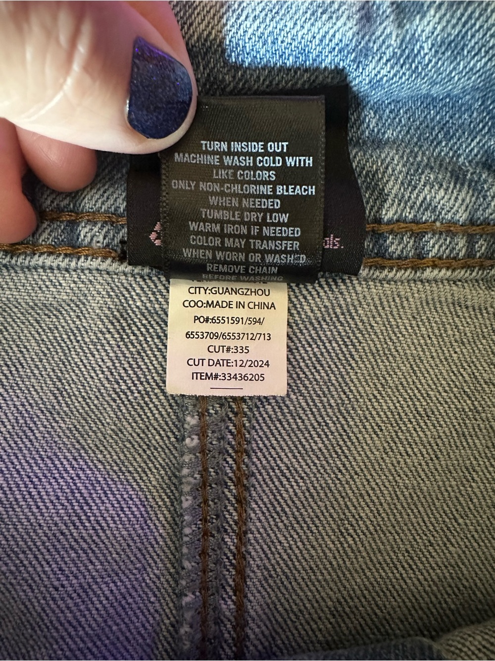 Hello Kitty Blue Denim Skirt with Pink Details - Picture 11 of 13